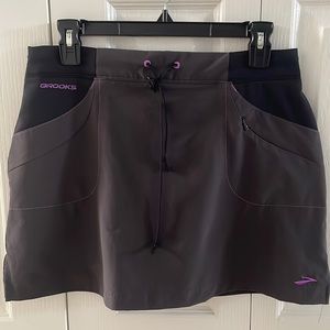 Brooks running skort